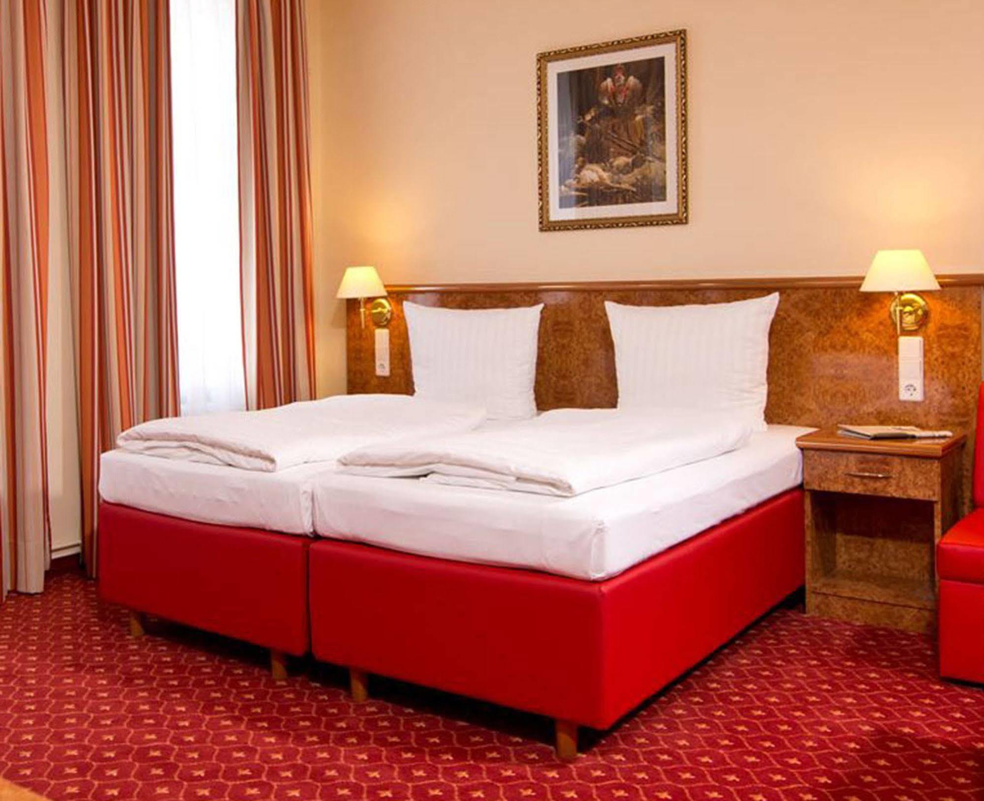 Hotel & Apartments Zarenhof Berlin Mitte Dış mekan fotoğraf