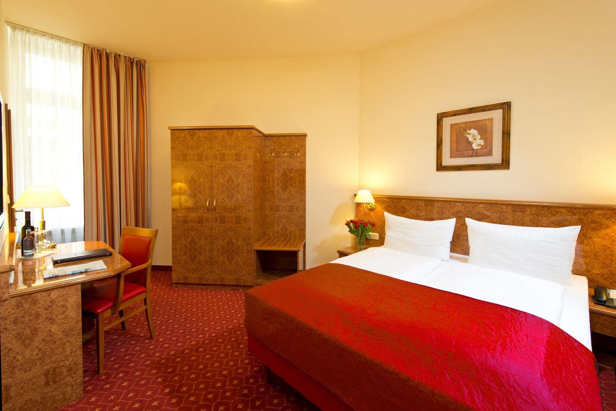 Hotel & Apartments Zarenhof Berlin Mitte Dış mekan fotoğraf